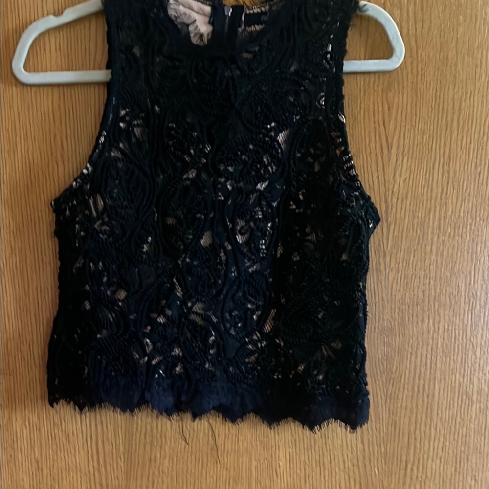 Elegant Black Lace Sleeveless Top